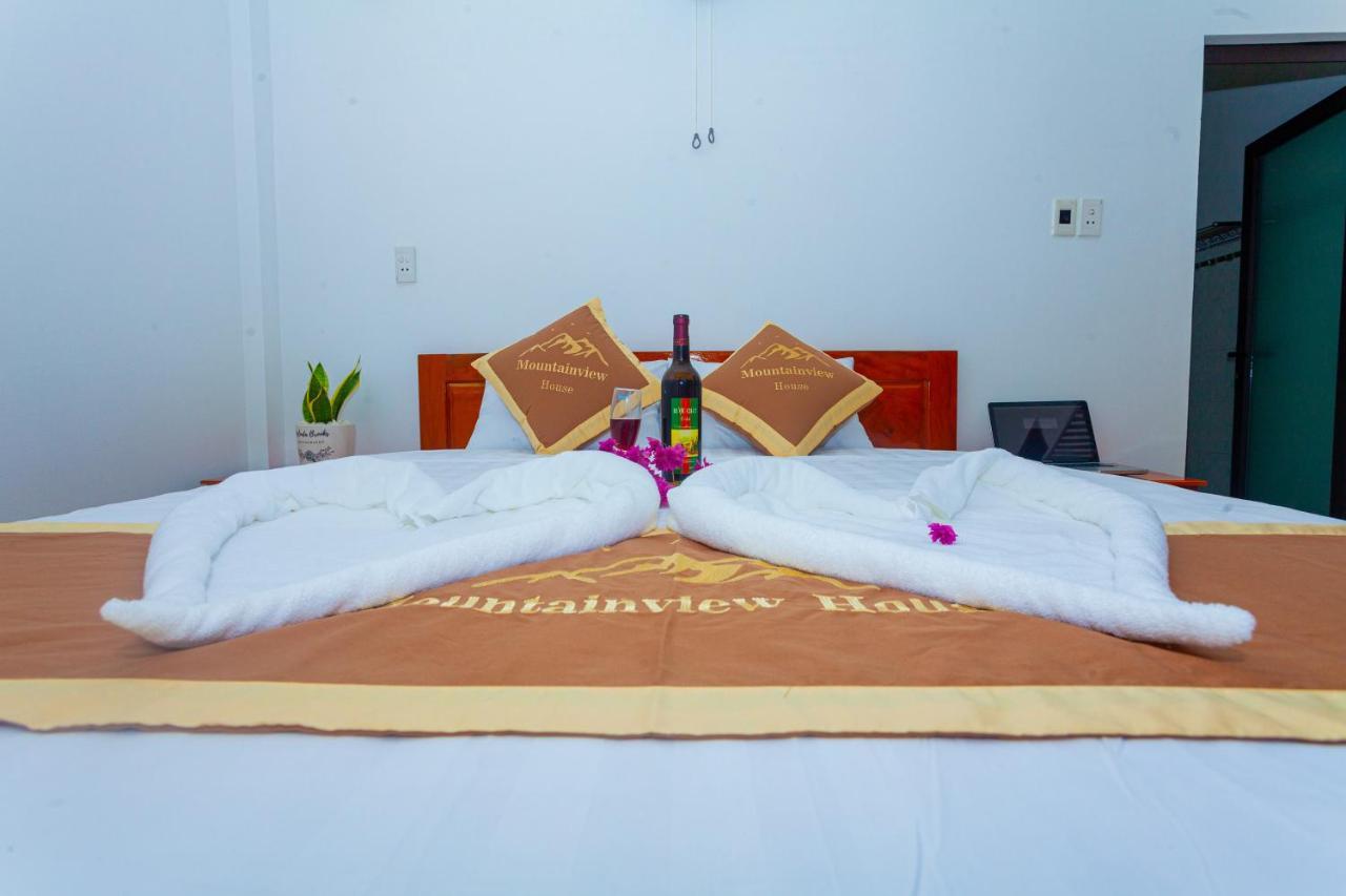 Mountain View House Apartment Фонг Нха Екстериор снимка